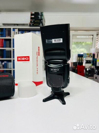 Фотовспышка Универсальная Beschoi L541