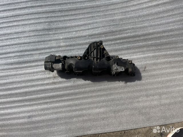 Впускной колектор Фольксваген Ауди 2.0 тди