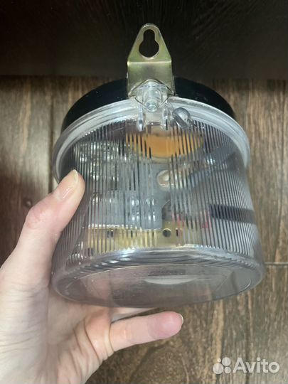 Электрический счетчик старого образца