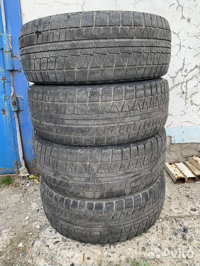 Bridgestone Blizzak Revo GZ 245/45 R18 96S