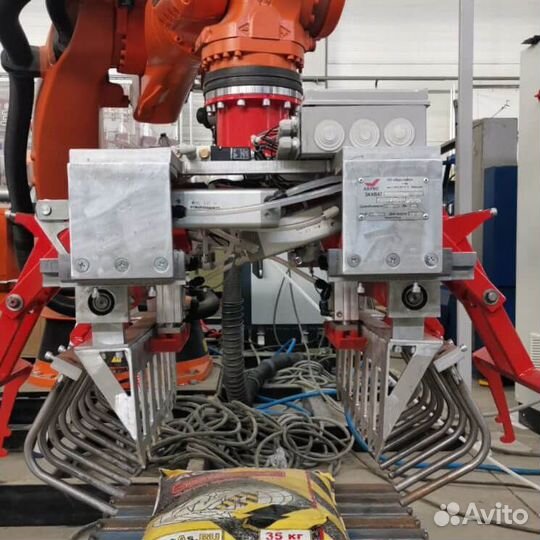 Клещевой захват Км13Су-50-4-100-5-31