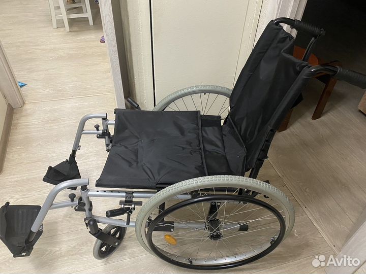 Инвалидная коляска