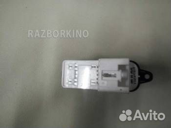 Кнопка стеклоподъемника GP9F66380