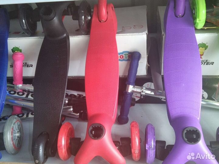 Новое поступление трёхколёсных самокатов лето 2022