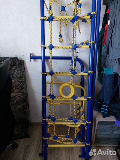 Шведская стенка угловая с сеткой