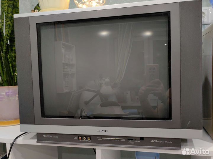 Телевизор hitachi
