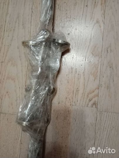 Продам люстру, бра и карнизы