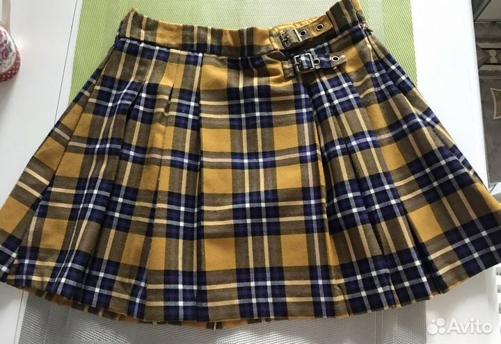 Одежда на девочку 152см