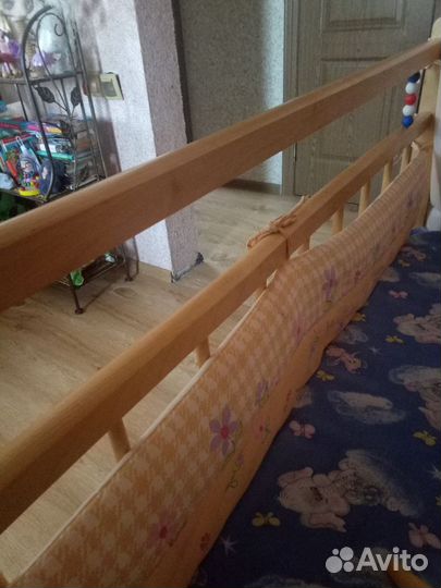 Бортики в кроватку