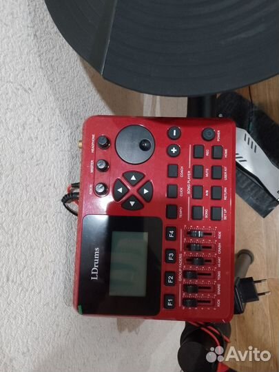 Электронная ударная установка(барабаны)
