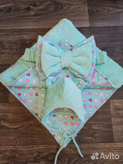 Комплект на выписку зимний новый