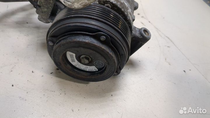 Компрессор кондиционера BMW 3 E90, E91, E92, E93