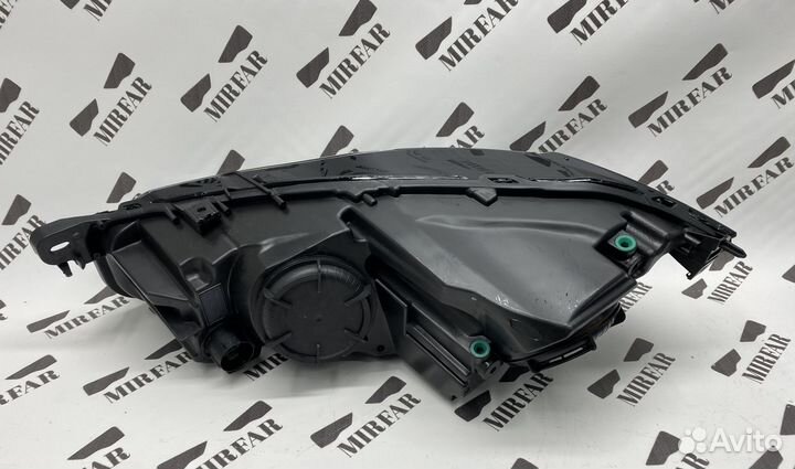 Фара правая Jaguar XF II 2015-2020 xenon