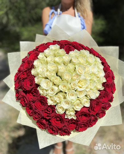 101 роза сердцем с бесплатной доставкой