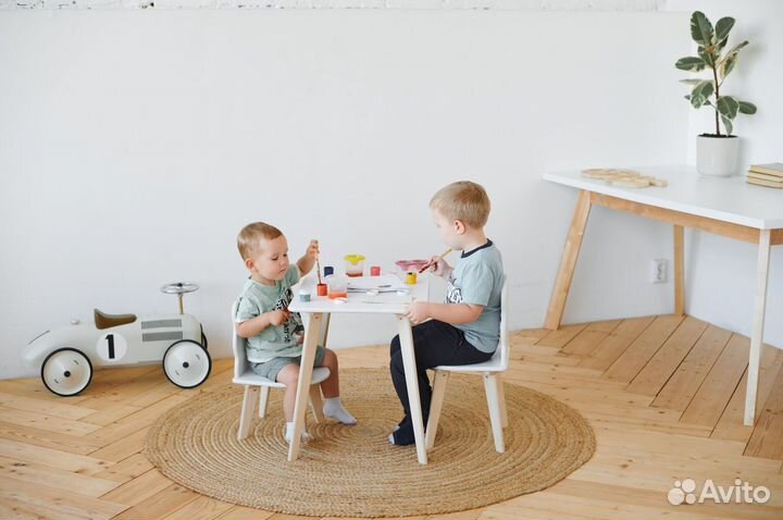 Растущий стол + стул комплект детский