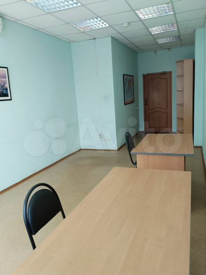 Офис, 23 м² сдам в аренду в центре города