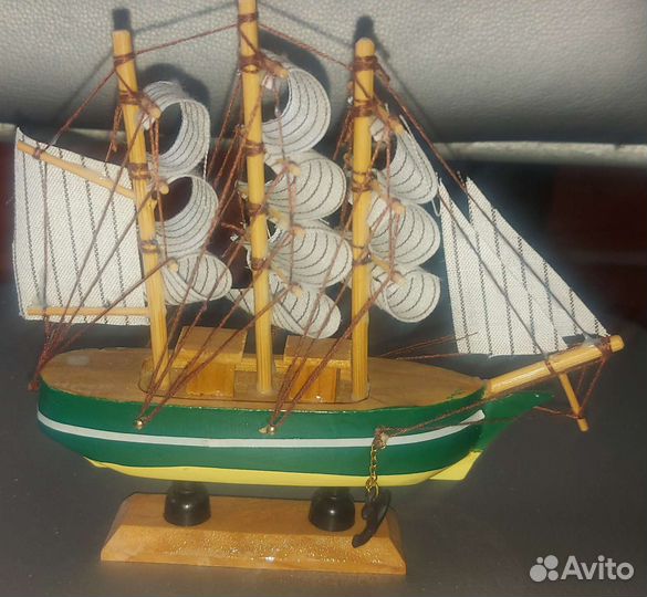 Модель корабля