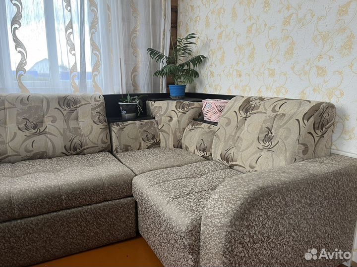 Угловой диван