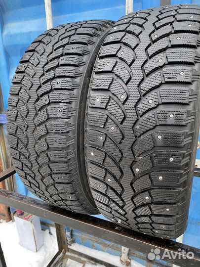 Bridgestone Blizzak Spike-01 225/55 R17 101T