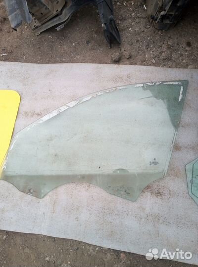 Стекла на BMW E90 Седан