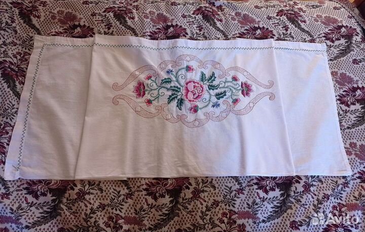 Вышивка старинная гладь Скатерть дорожка накидка