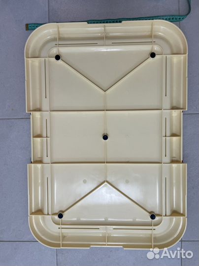 Лоток для собак под пеленку