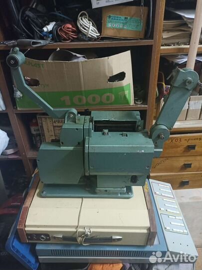 Кинопроектор Украина 5