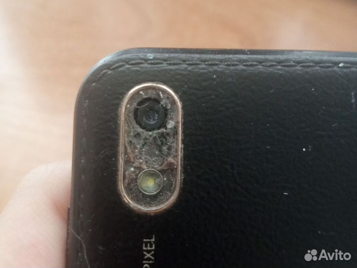 HUAWEI Y6 (2019), 2/32 ГБ