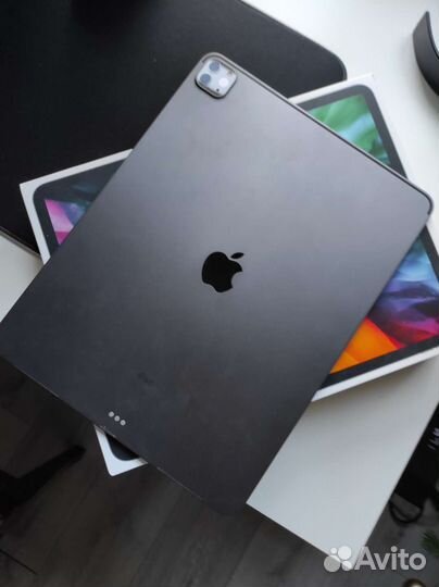 iPad pro 12 9 2020