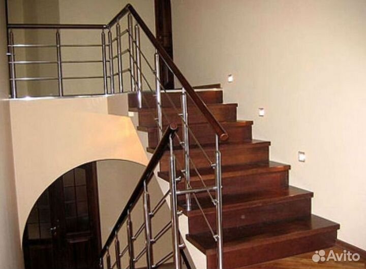 Полированный поручень из нержавейки