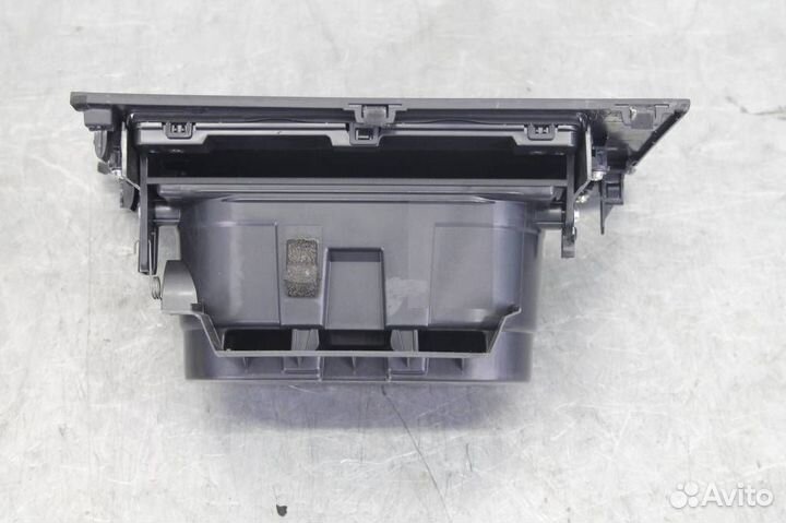 Подстаканник Mazda 3 (BL) 2009-2013