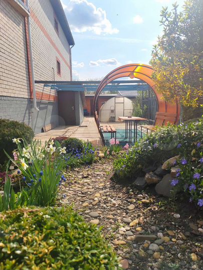 Дом 186 м² на участке 7 сот.