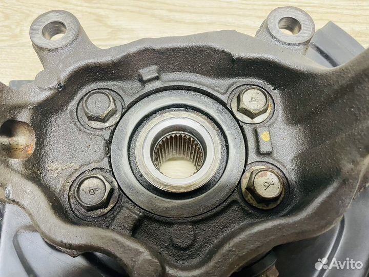 Кулак поворотный правый Nissan X-trail 31