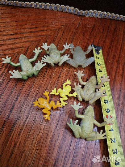 Маленькие лягушки