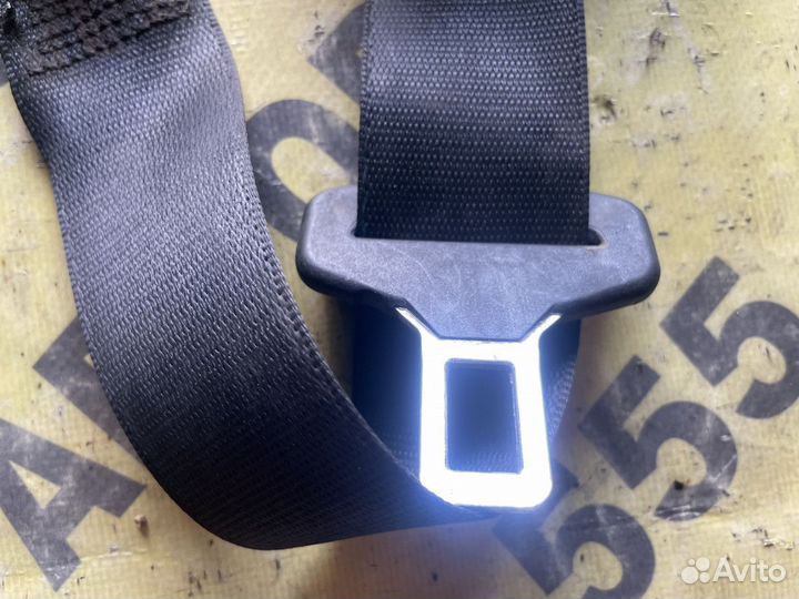 Ремень безопасности задний BMW X1 E84