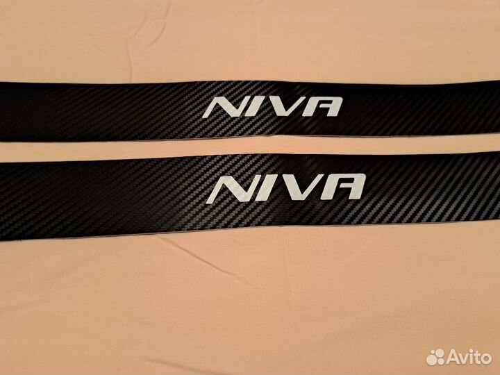 Наклейки на пороги карбон LADA Niva 2121-2131 Нива