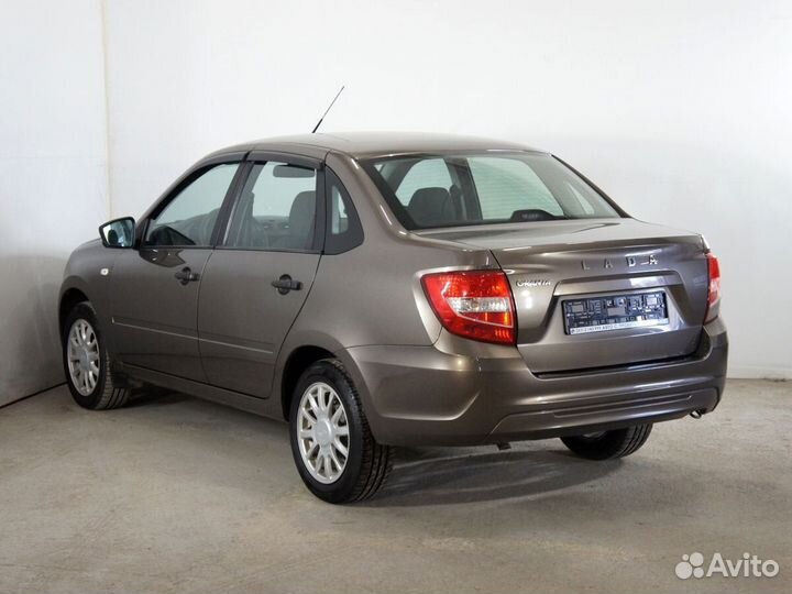 LADA Granta 1.6 МТ, 2018, 100 000 км
