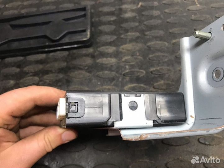 Блок управления фарами Lexus RX300.RX400h