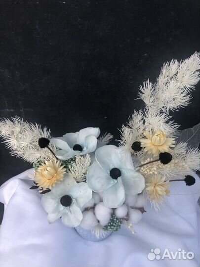 Композиция из стабилизированных цветов