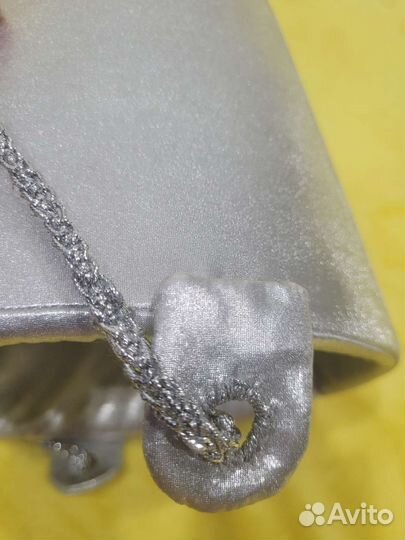 Ведро для снеговика на голову