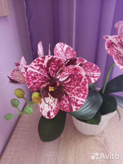 Орхидея искусственная