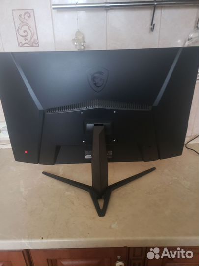 Игровой монитор 240 гц MSI