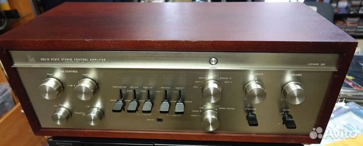 Luxman CL350 Control amplifier Condition