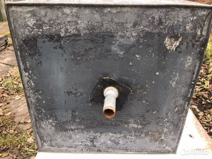 Бак для душа и краны