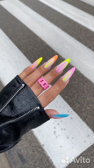 Наращивание ногтей с дизайном, маникюр