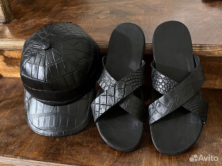 Кепка тапочки крокодил