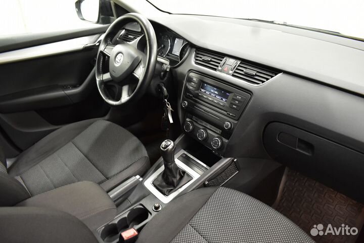 Skoda Octavia 1.2 МТ, 2013, 273 475 км