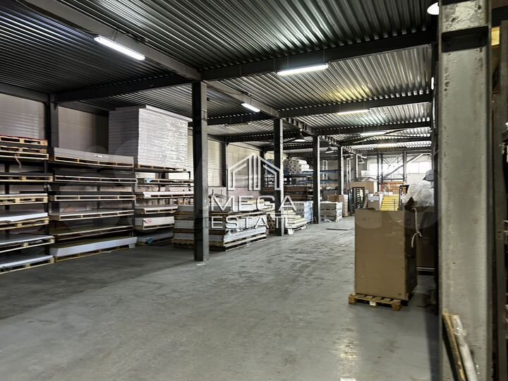 Склад, 1800 м²