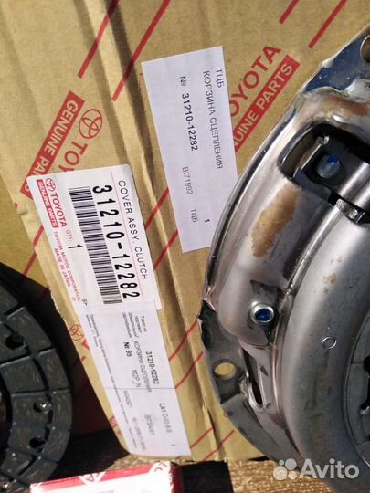Toyota Corolla 2005 1.4 комплект сцепления ориг