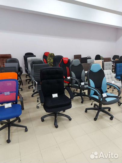 Компьютерное кресло новое